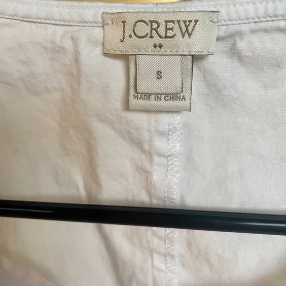 J CREW • SIZE SM BLOUSE • NEVER WORN • PERFECT WITH BLAZER/FOR WORK - Picture 3 of 7